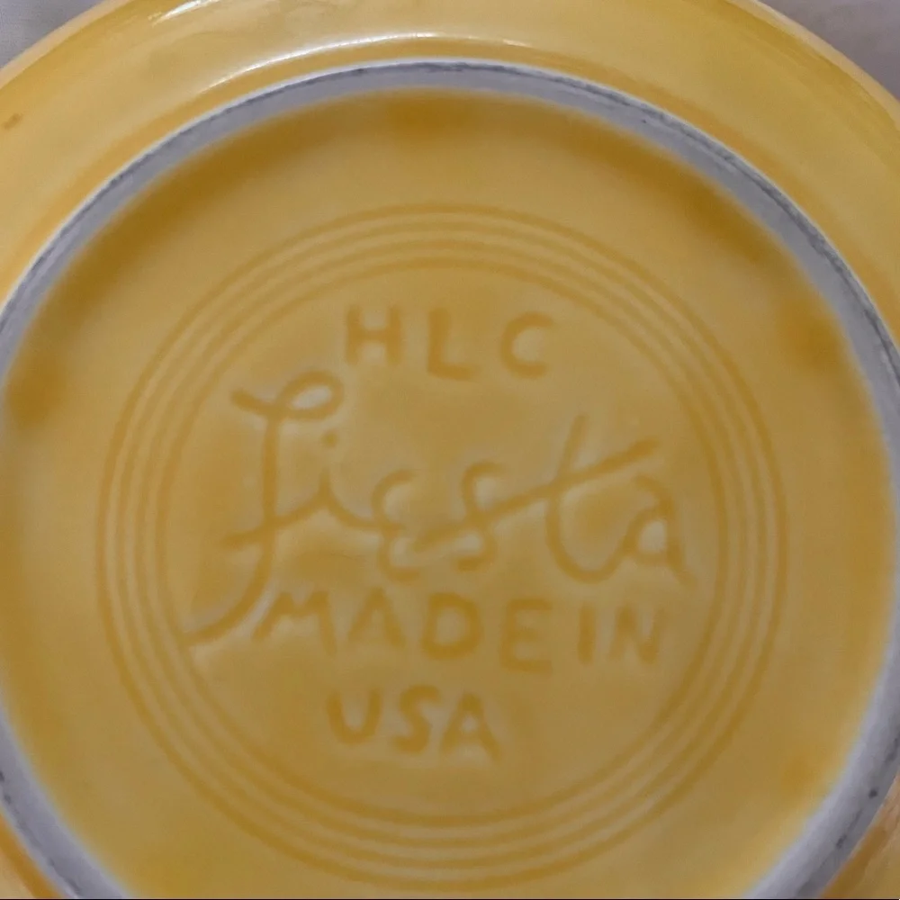 Fiesta bowl small yellow vintage 7” circumference creamic serving dinner - Picture 6 of 6